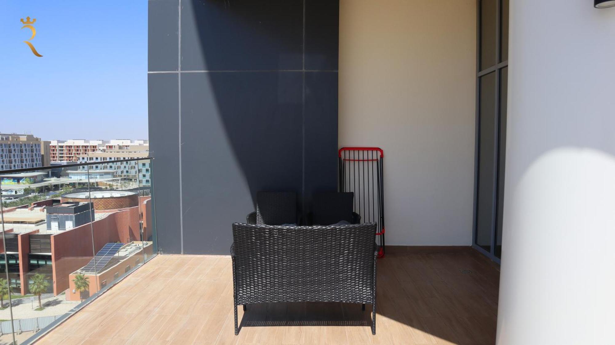 Apartment Valentina Transit In Masdar Abu Dhabi