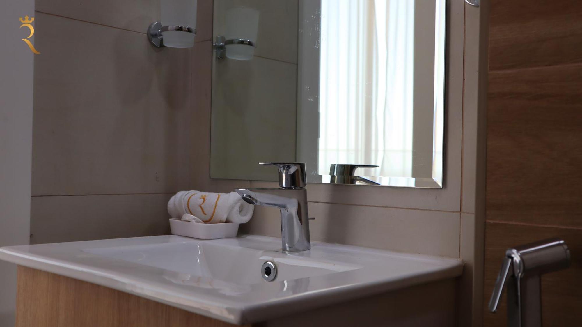 Apartment Valentina Transit In Masdar *